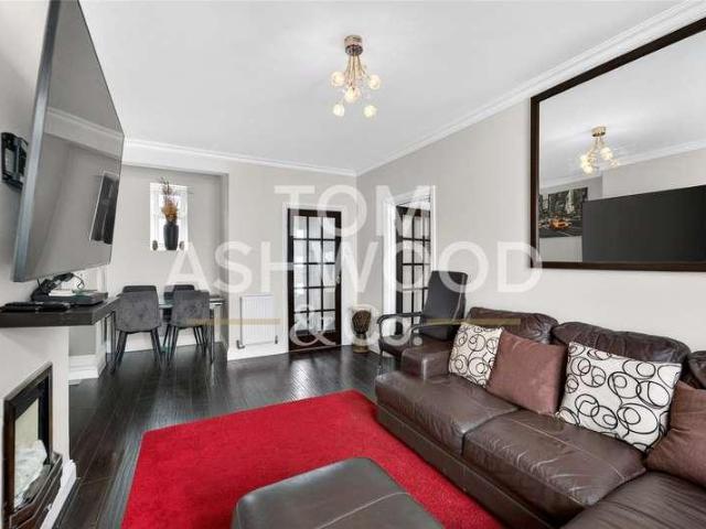 House for sale in Becontree, Greater London