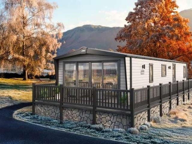 House for sale in Llanidloes, Wales