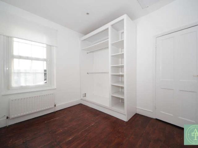 House for sale in Greater London