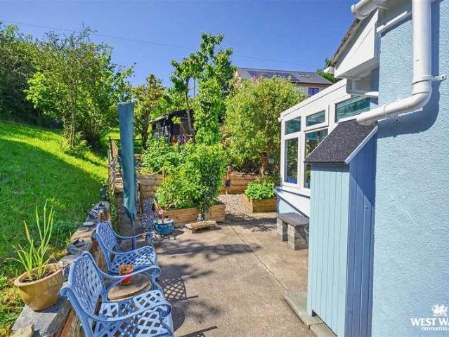 House for sale in St Dogmaels, Wales