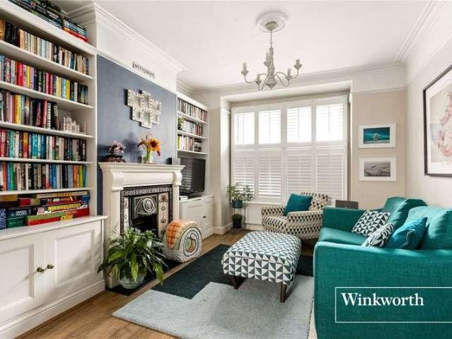 House for sale in High Barnet, Greater London