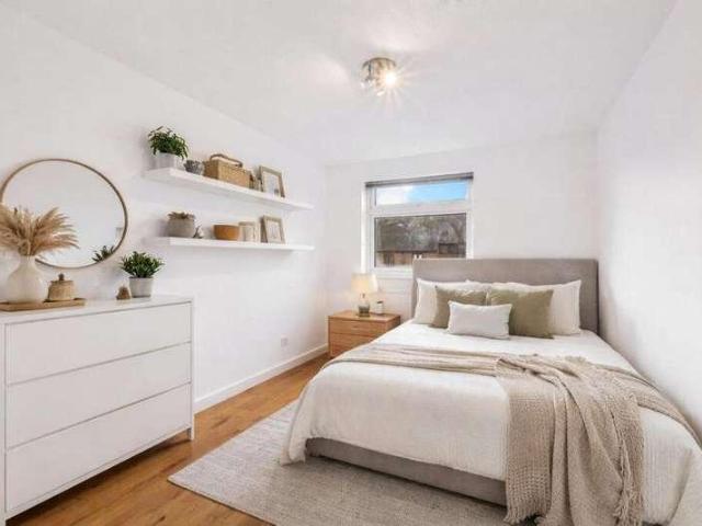 House for sale in Surbiton, Greater London