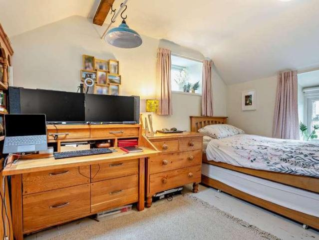 House for sale in Fossebridge, Gloucestershire