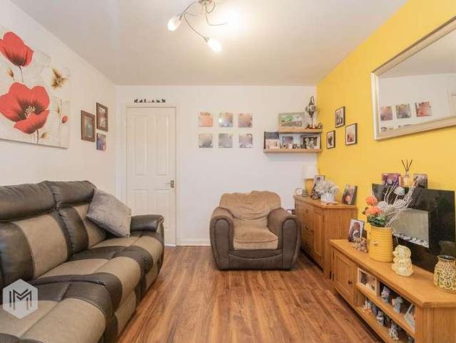 House for sale in Moses Gate, Lee Bank