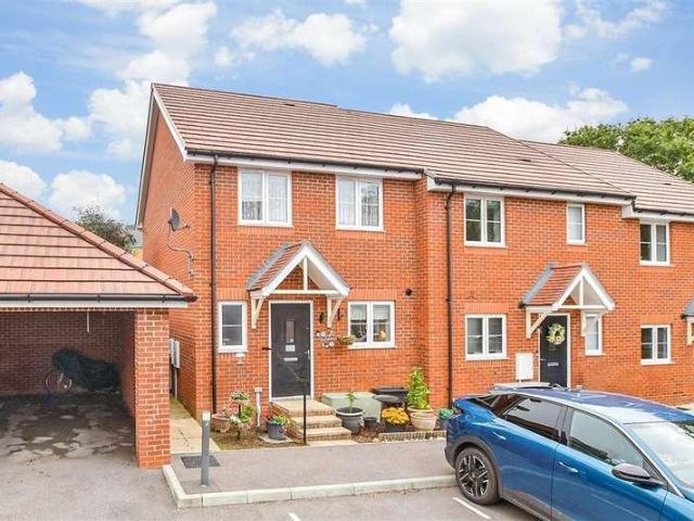 House for sale in Codmore Hill, Horsham