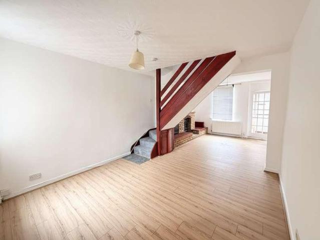 House for sale in Harpur, Bedford