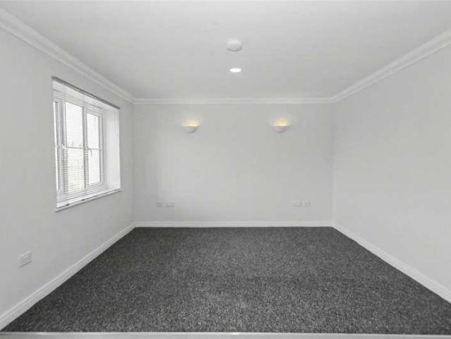 House for sale in Forth, Scotland