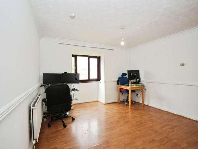 House for sale in Llantrisant, Beddau