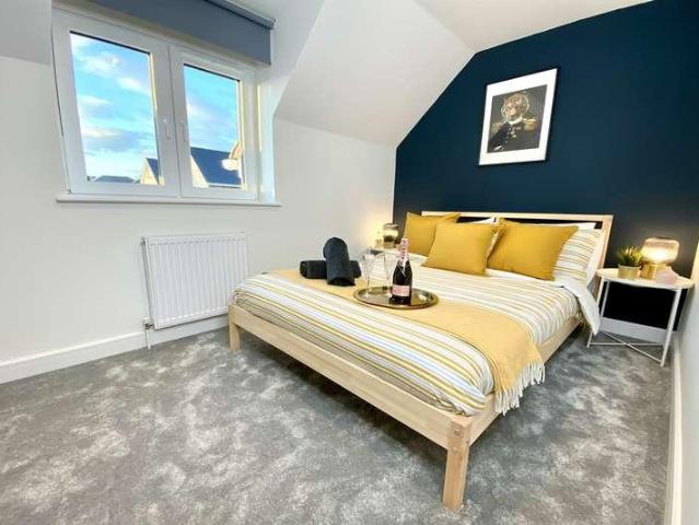 House for sale in Lytchett Minster and Upton, Upton