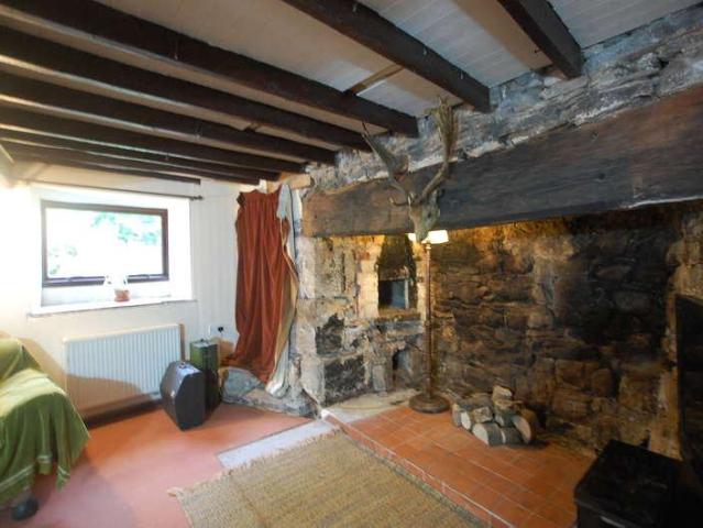 House for sale in Llangadog
