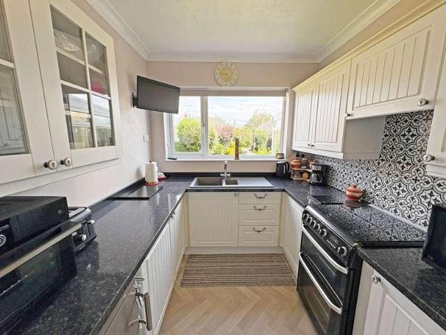 House for sale in Seacroft, Belleau