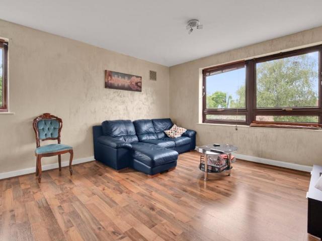 House for sale in Chadwell Heath, Greater London