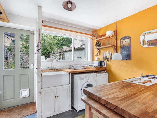 House for sale in Black Bourton, Oxfordshire