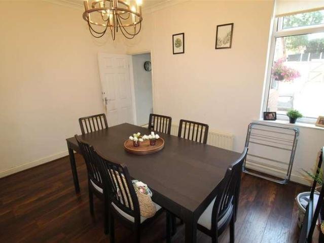 House for sale in Daisy Hill, Lee Bank