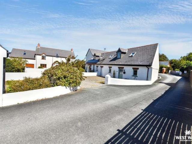 House for sale in Camrose, Wales