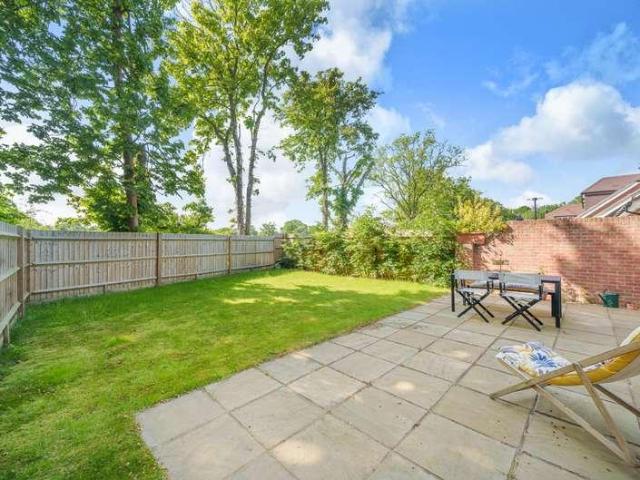 House for sale in North Bourne, Surrey Heath