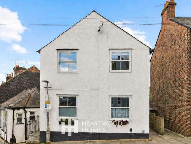 House for sale in St Albans, Five Acres