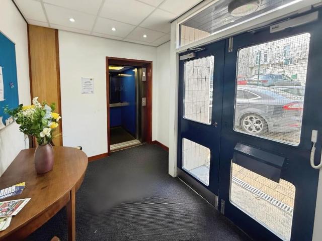 House for sale in Folkestone, Foord