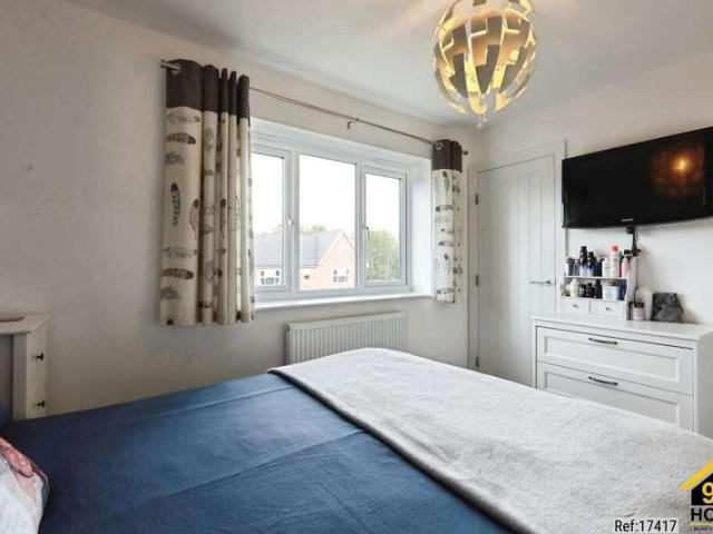 House for sale in Foxgloves, Stratford-on-Avon