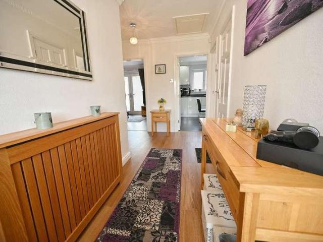 House for sale in Worsbrough Bridge, Worsbrough