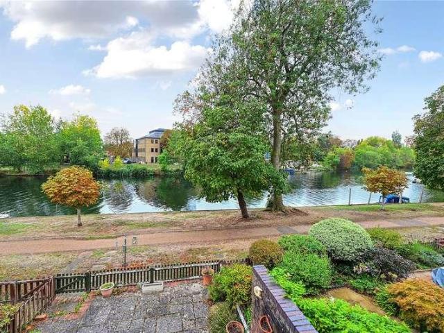 House for sale in Spelthorne, Surrey