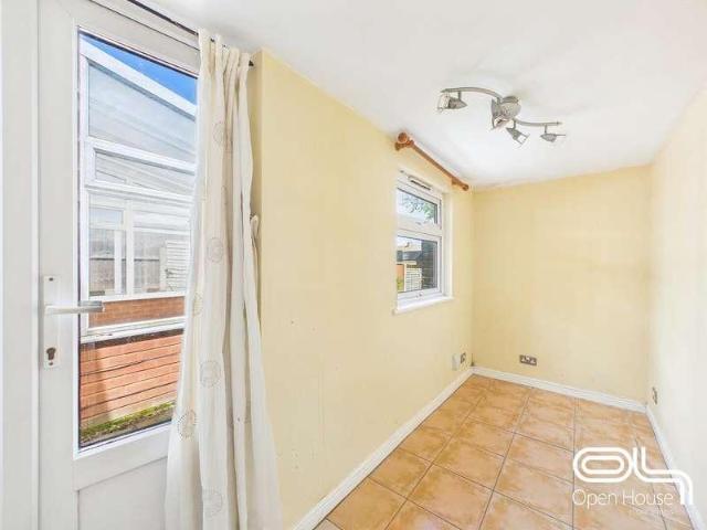 House for sale in Baswich, Staffordshire