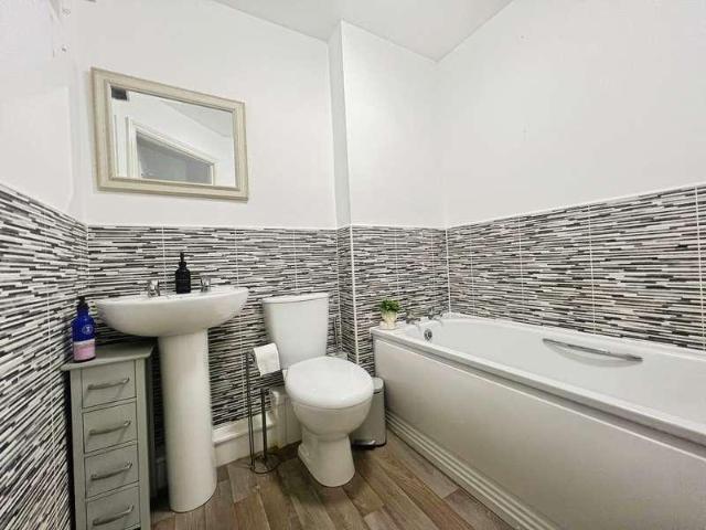 House for sale in Bank Top, Lee Bank