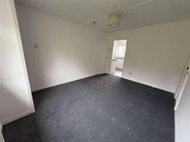 House for sale in Quaking Houses, Stanley
