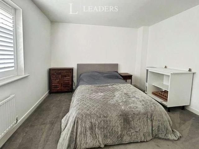 House for sale in Saxon Corner, Havant