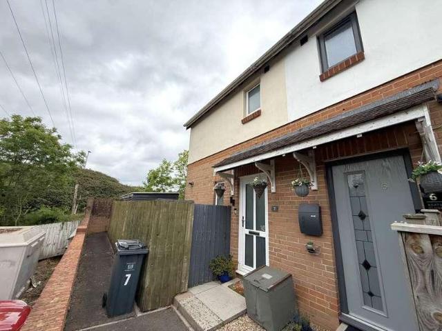 House for sale in Hulham, Budlake