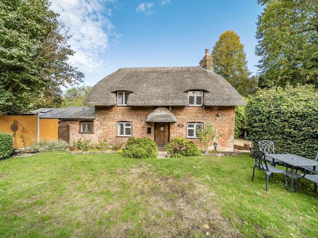House for sale in Lychpit, Priest Down