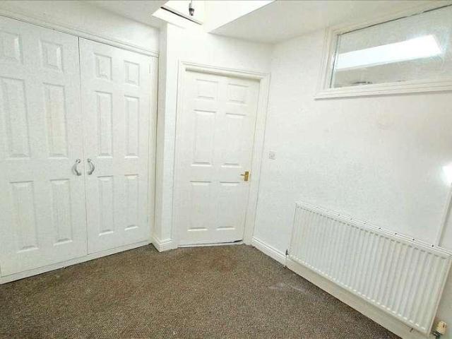 House for sale in Monkton, Pembroke