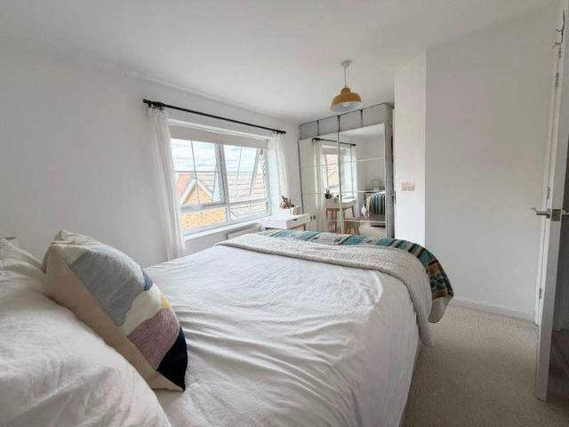 House for sale in Warwick Gates, Warwick