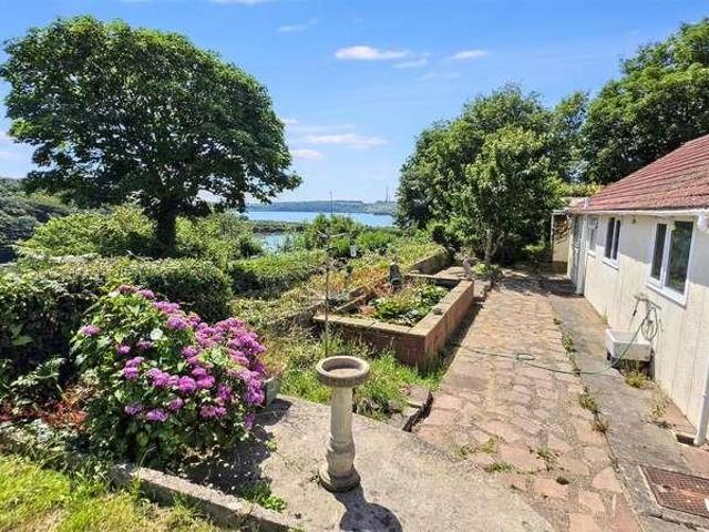 House for sale in Milford Haven, Pembrokeshire