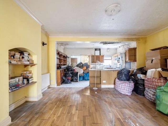 House for sale in London Borough of Hounslow, Greater London