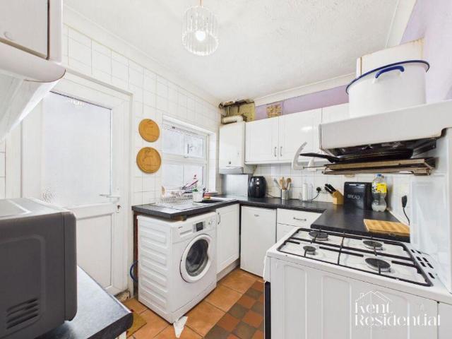 House for sale in Brompton, Gillingham