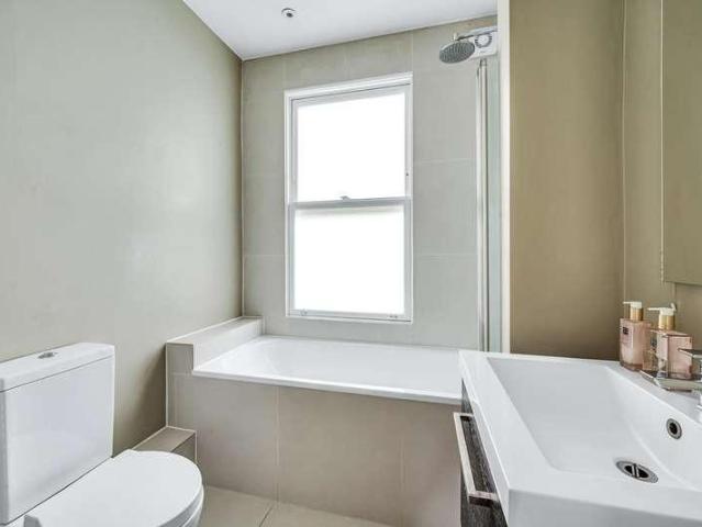 House for sale in London Borough of Ealing, Hanwell