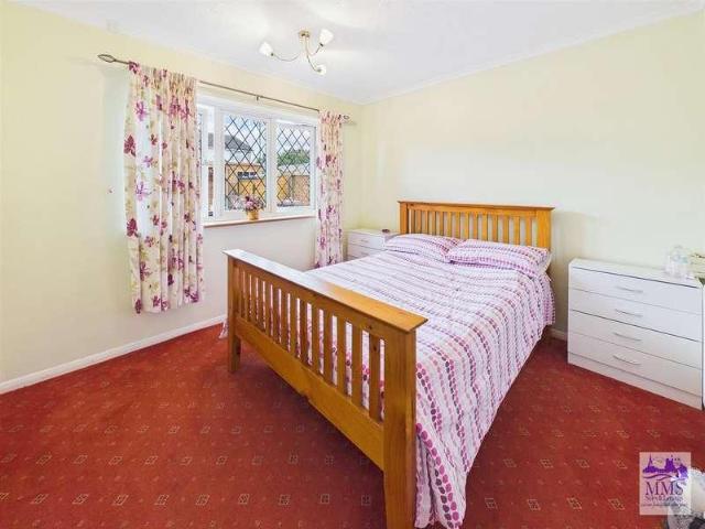 House for sale in Isle of Grain, Grain