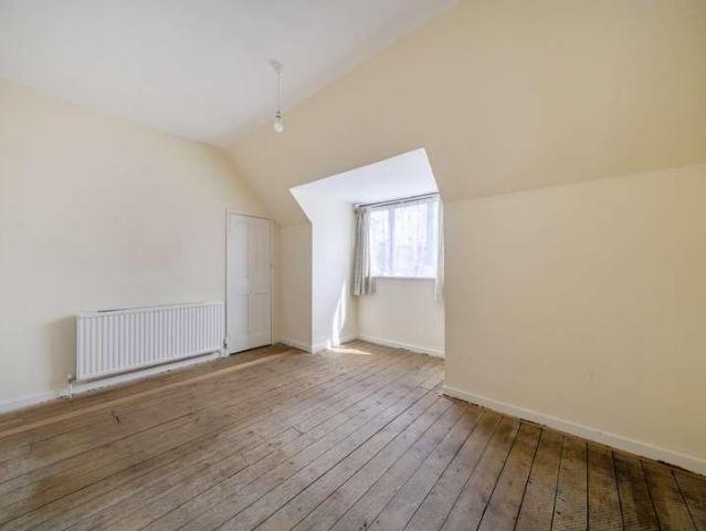 House for sale in Roehampton, Greater London