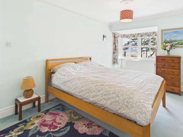 House for sale in Grange-over-sands