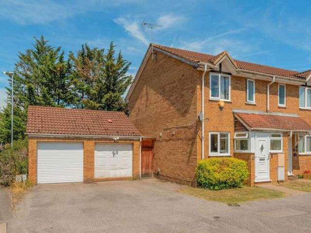 House for sale in Yiewsley, Greater London