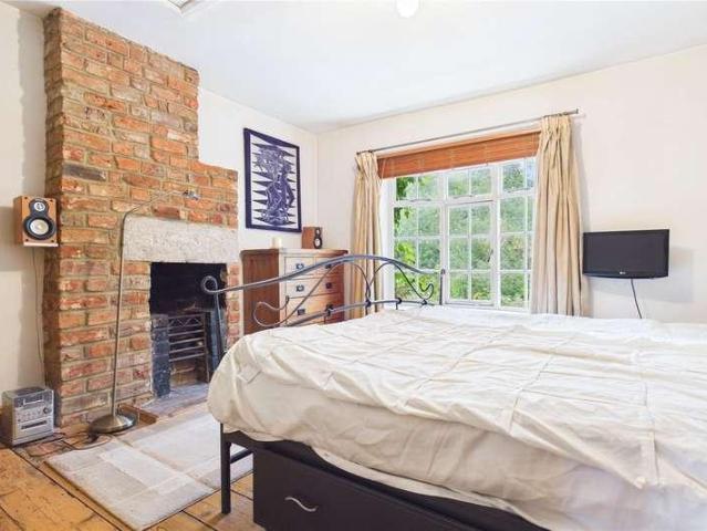 House for sale in Burghfield, West Berkshire