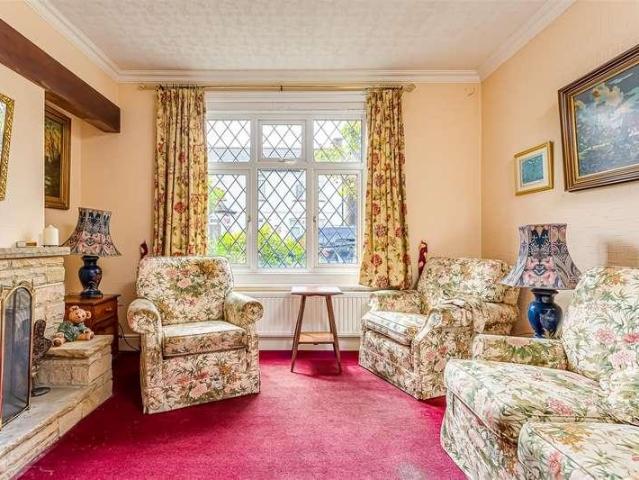 House for sale in Nork, Red Hill