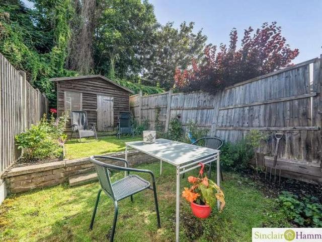 House for sale in Widmore, Greater London
