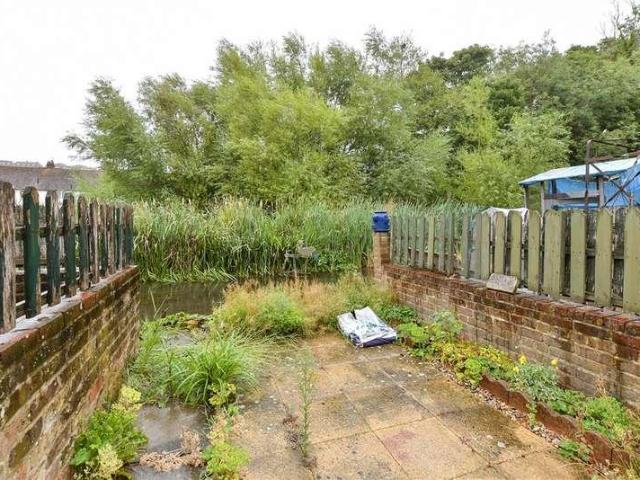 House for sale in Buckland, Ash
