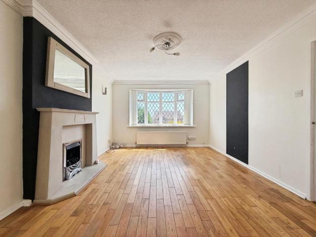 House for sale in Elsecar, South Yorkshire