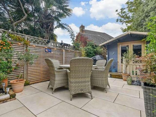 House for sale in Sandown Park, Kent