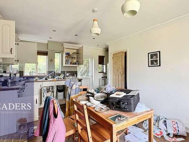 House for sale in Chipping Hill, Essex