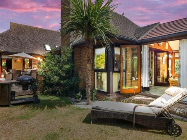 House for sale in Alton Barnes, Essex