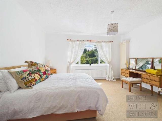 House for sale in Central, Heathlands